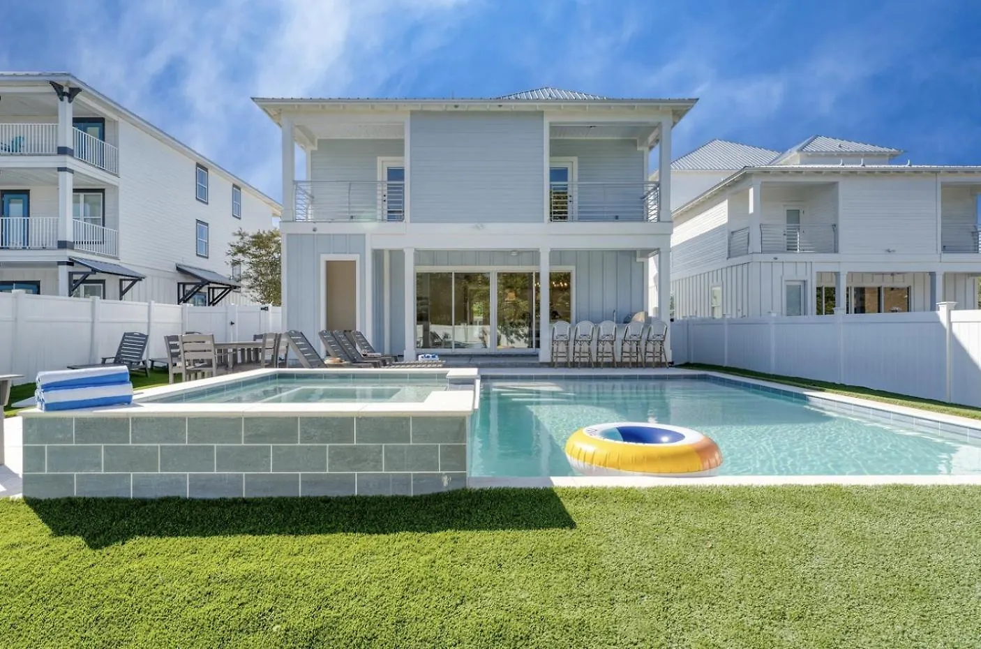 Holiday home Crystal Blue~Sleeps 28~Heated Pool~Golf Cart Villa Destin